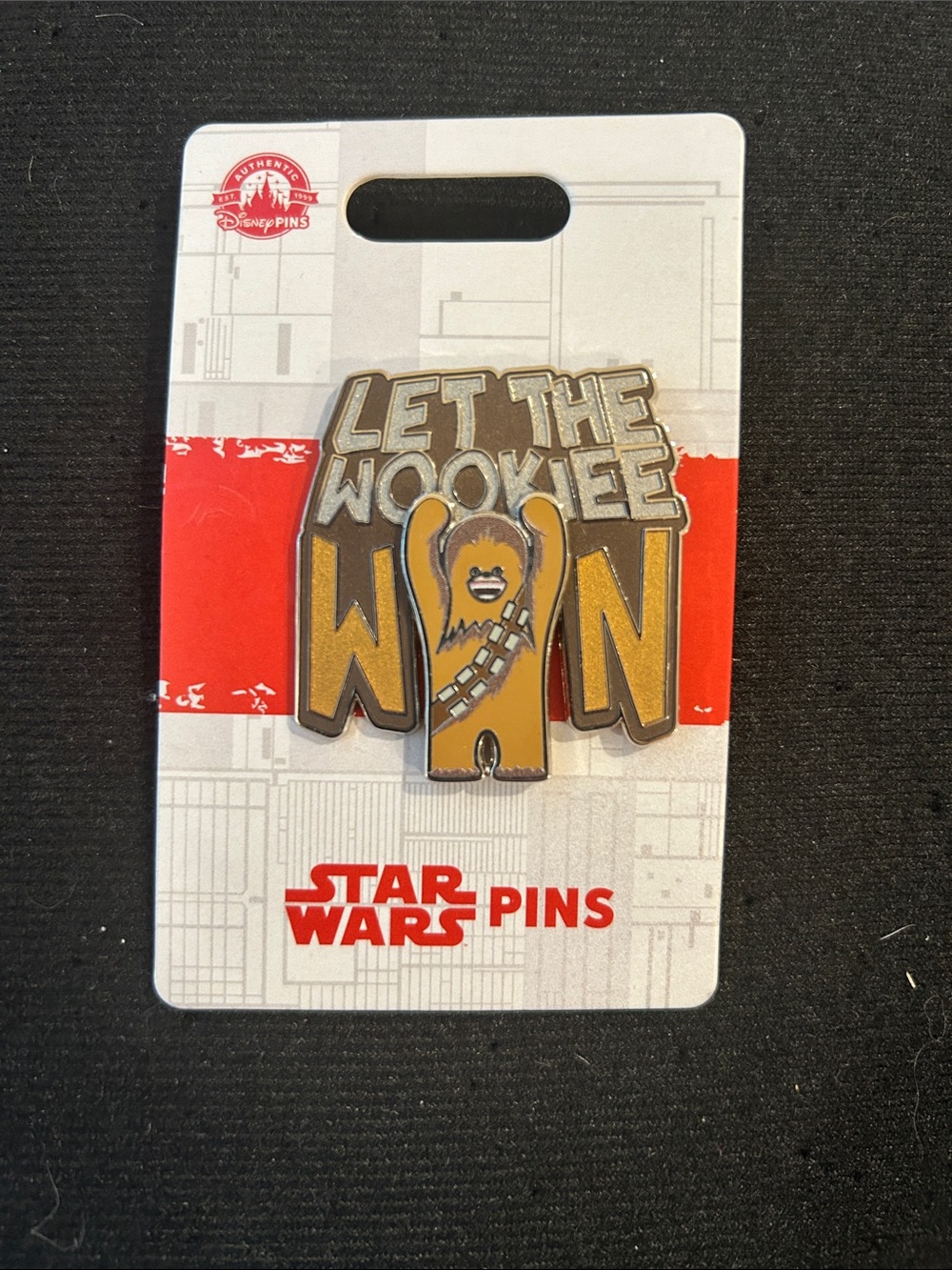 Star Wars Pin "Let The Wookiee Win" - Chewbacca Pin